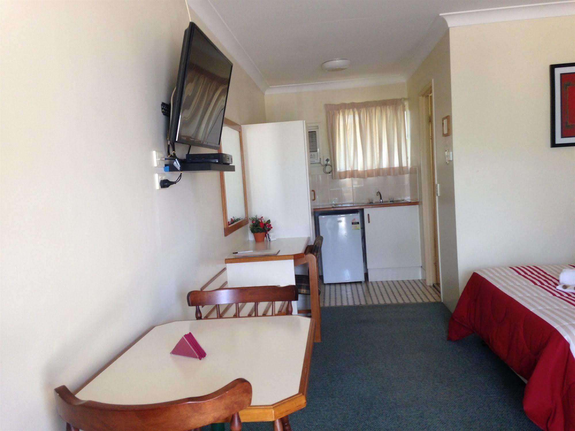 Country Rose Motel Warwick Zewnętrze zdjęcie